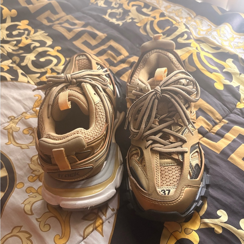 Balenciaga Brown and Gold Sneakers - Picture 3 of 3